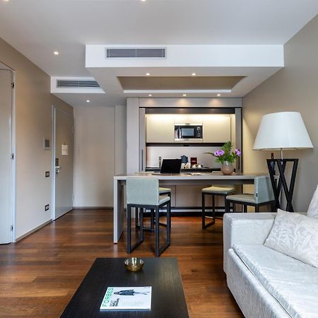Nj Hotels & Apartments San Pietro All'Orto 6 Milano Eksteriør billede