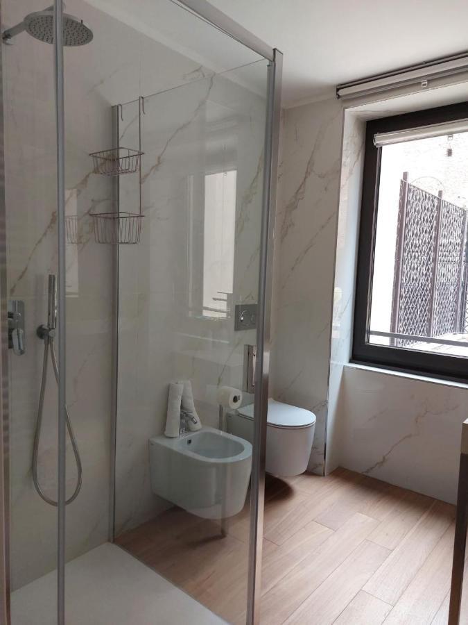 Nj Hotels & Apartments San Pietro All'Orto 6 Milano Eksteriør billede