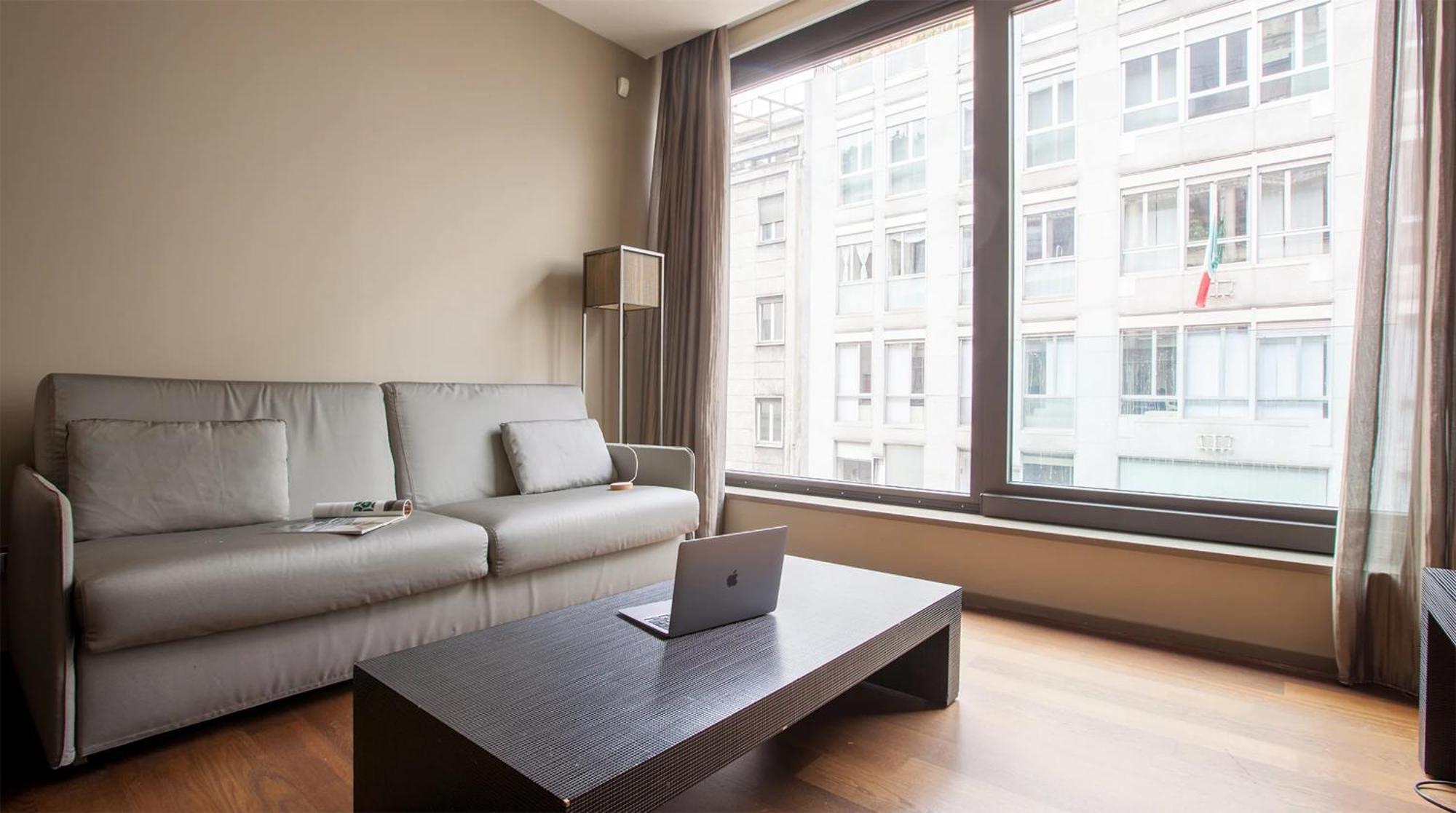 Nj Hotels & Apartments San Pietro All'Orto 6 Milano Eksteriør billede