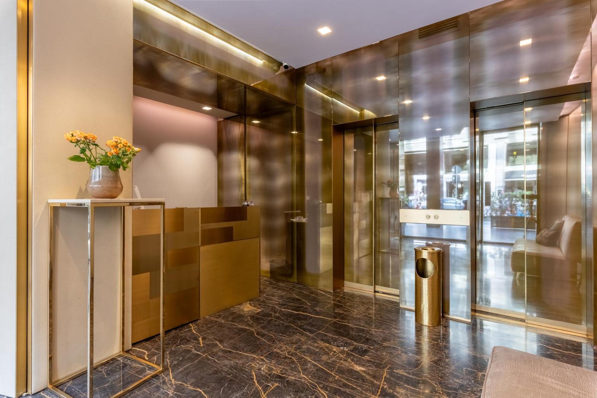 Nj Hotels & Apartments San Pietro All'Orto 6 Milano Eksteriør billede