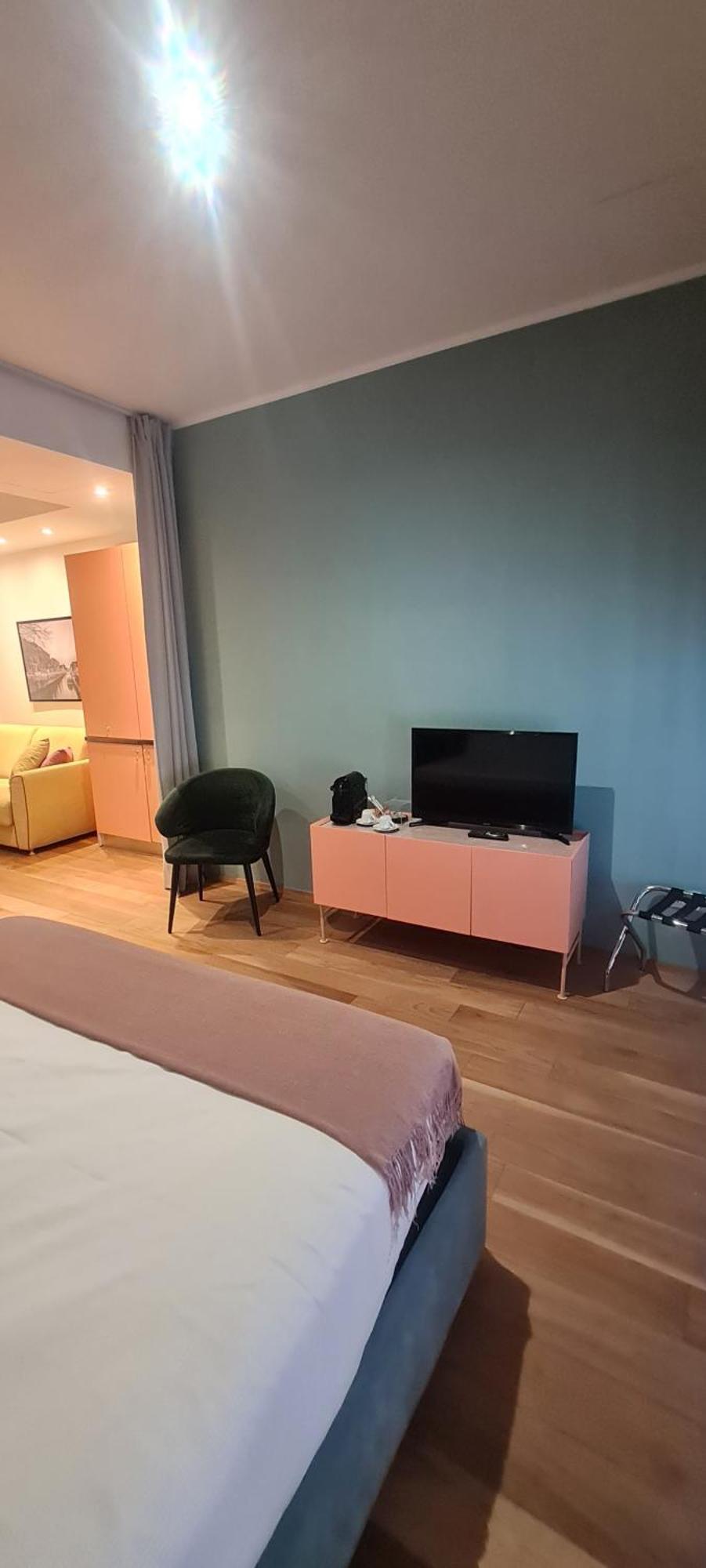 Nj Hotels & Apartments San Pietro All'Orto 6 Milano Eksteriør billede
